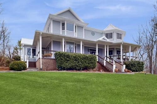 Hendersonville Casa | Wethero Ridge Moutain Estate & Hot tub