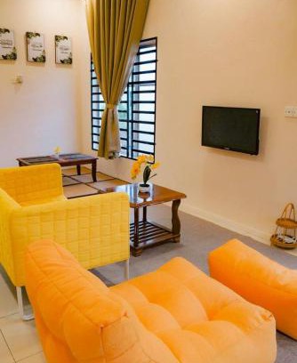 Perak Tengah District Casa | Wewe Homestay