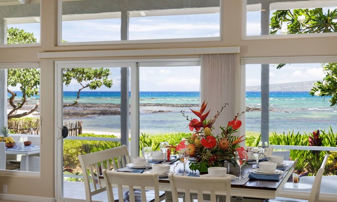 Puako Casa | Whale's Tail - Fall rates! Beachfront in Magical Puako! Steps to the ocean!