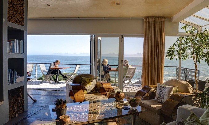 De Kelders Casa | Whalesong Lodge