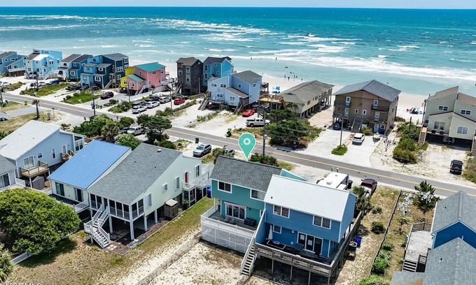 McCutcheon Field Casa | What a view! Cozy 3-BR, 2-bath in North Topsail Beach VRBO # 4229885
