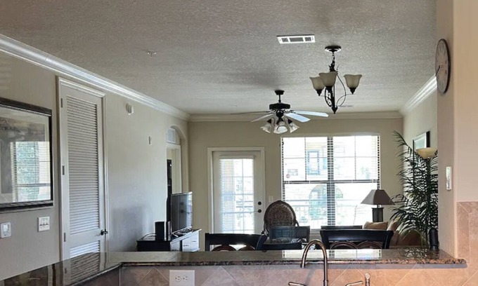 Wellington Apartamento | What a wonderful Place! 2/2 beautiful, close to parks, shopping & restaurants.