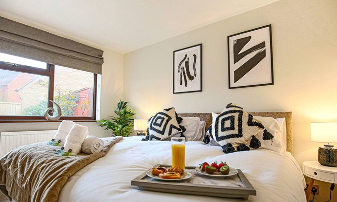 Great Linford Casa | Whichford, Milton Keynes