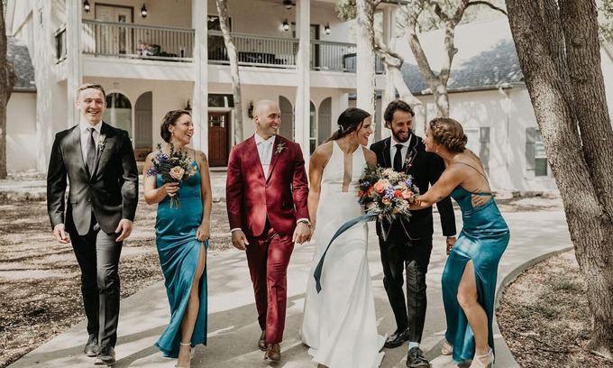 Dripping Springs Casa | The Whispering Oaks Estate y eventos Bodas y corporativos