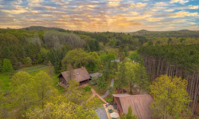 Alma Center Cabina | Whispering Pines/170-Acre Retreat-Pond & Game Room