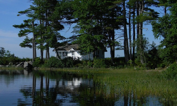 Damariscotta Cabaña | Whispering Pines Cottage - Rodeado por el lago Pemaquid con hermosas vistas