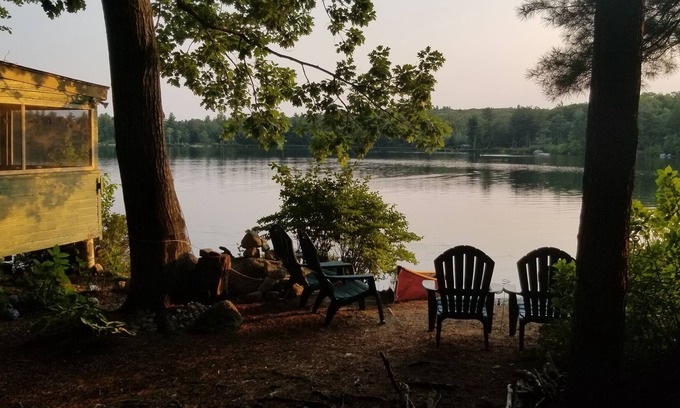 New Durham Cabina | Whispering Pines Waterfront Cabin