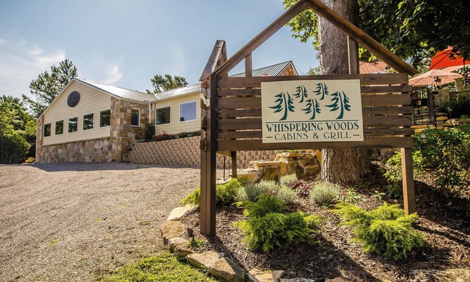 Calico Rock Cabina | Whispering Woods Cabins & Grill