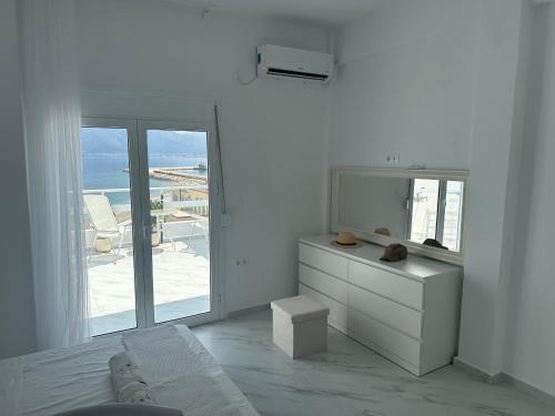 Korithion Apartamento | White Angels