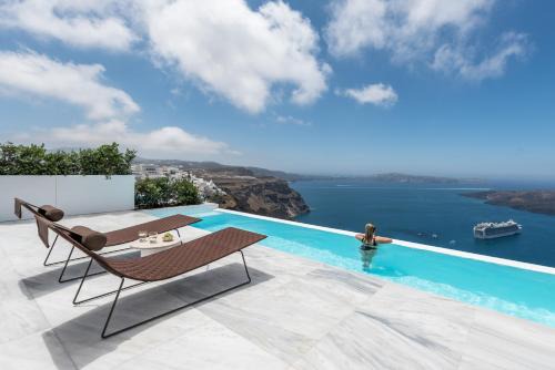 Fira Villa | White Ark