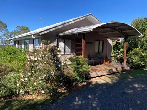 Wootha Casa | White Cedar Cottage