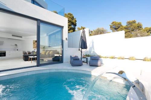 Porto Rafti Apartamento | White Cliff Luxury Suites