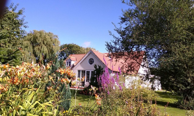 Keal Cotes Cama Y Desayuno | White Cottage B&B