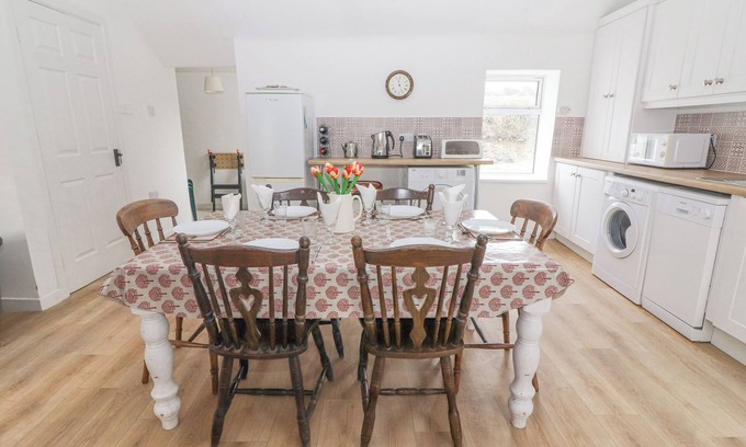 Abbeyfeale Cabaña | White Cottage