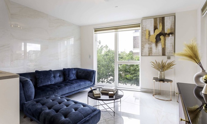 Stratford Apartamento | White Elegant Tranquility, Park Side Life