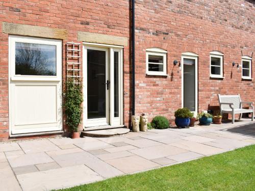 Swanwick Casa | White Heather Barn