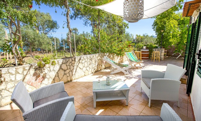 Milianni Apartamento | Casa Blanca "Rais" apartamento en villa en el mar cerca de Cefalu '
