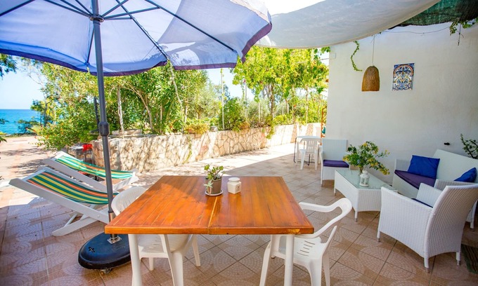 Pollina Apartamento | Casa Blanca "Rais Gerbi" Apartamento "Gerbi" en la villa de mar cerca de Cefalu