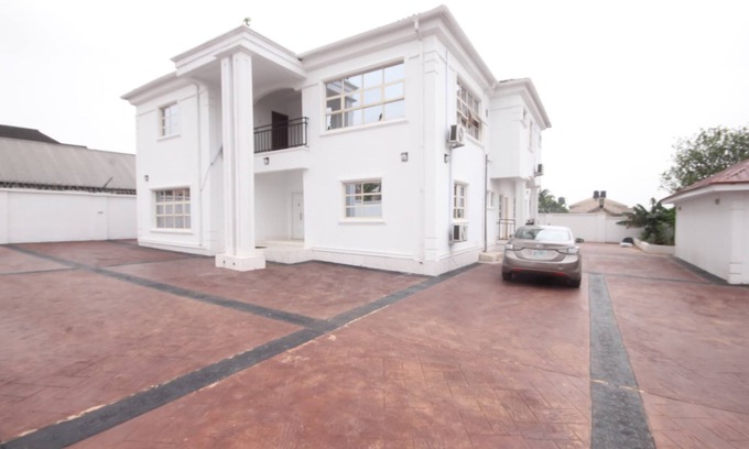 Benin City Casa | White House Service Apartment