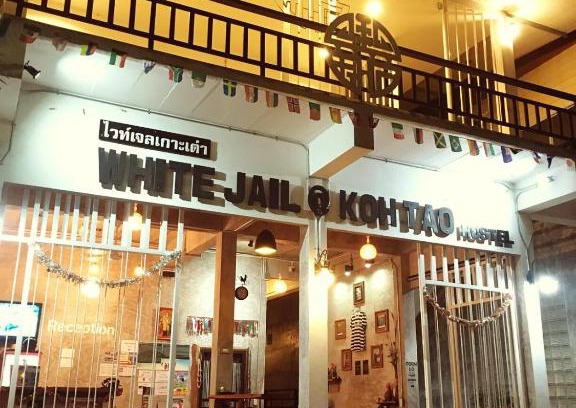 Koh Tao Hostal | White Jail at Koh Tao Hostel