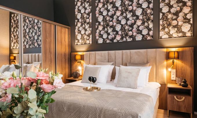 Stare Miasto Apartamento | White Lotus - LoftAffair Collection