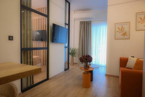 Katerini Apartamento | White Luxury Suite