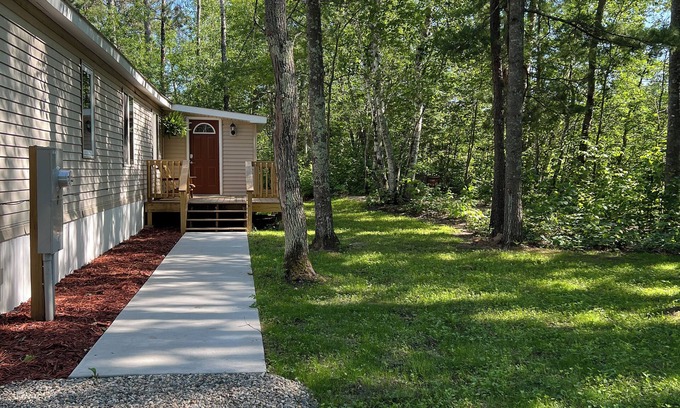 Blackduck Casa | White Pines B&B LLC