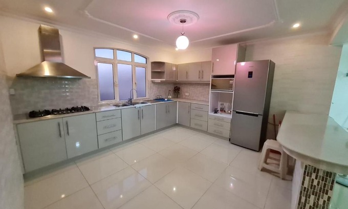 Quatre Bornes Casa | White Residence