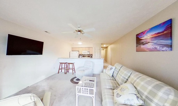 Carolina Forest Apartamento | White River Unit 19E