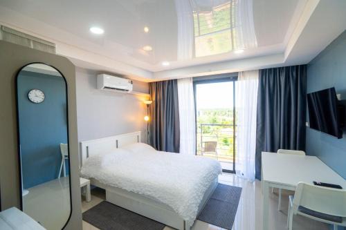 Mai Khao Apartamento | White Room