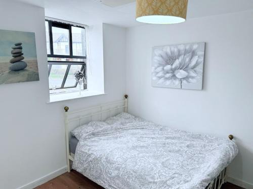 Bradford Apartamento | White Rose Double Bed Apartment