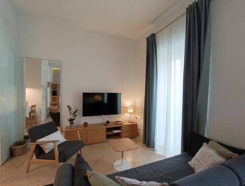 San Lorenzo Apartamento | White Suite Alameda