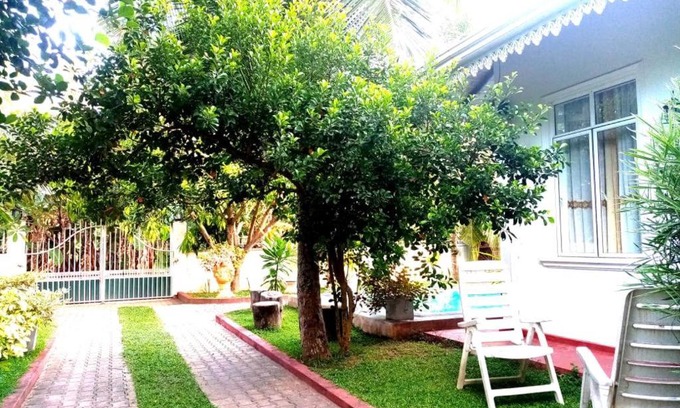 Daluwakotuwa Apartamento | White Villa