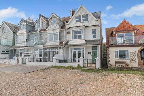 Pevensey Casa | White Water House