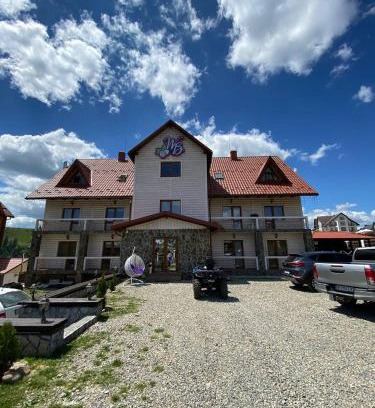 Polyanytsya Hotel | Whiteberry Studio