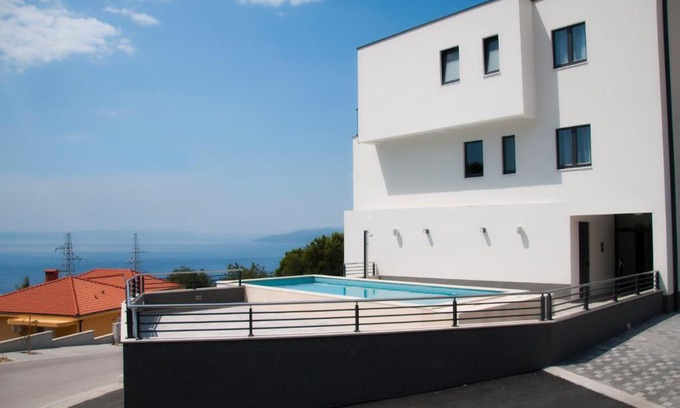 Veliko Brdo Apartamento | Whitehouse Apartments