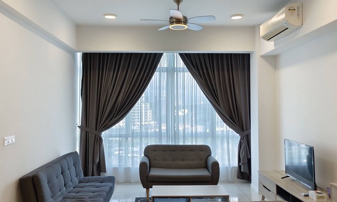 Kampung Sembulan Baru Apartamento | Whitehouse at Sutera Avenue