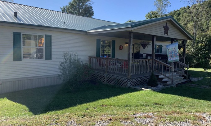 Buckhannon Casa | Whitetail Retreat