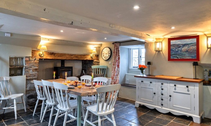 South Molton Cabaña | Whitley