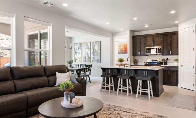 Washington Casa | Who's Your Caddy home