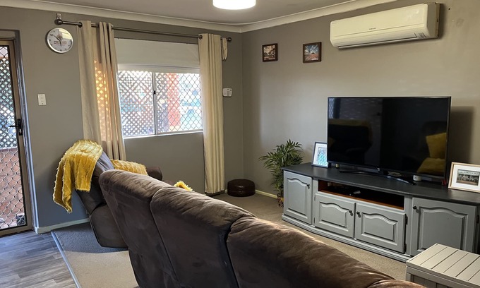 Victory Heights Casa | Whole house and yard in Kalgoorlie