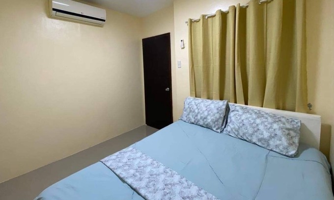 Minglanilla Casa | Whole house & Free parking in a safe neighborhood nearby malls and main highway