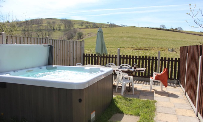 Tregaron Casa | Whole house sleeps 5, private garden with hot-tub, pet friendly.