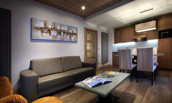 Eclose-Est Apartamento | Wifi, fitness, piscina, sauna, hammam, balcón, tv, 45m², Alpe d'Huez