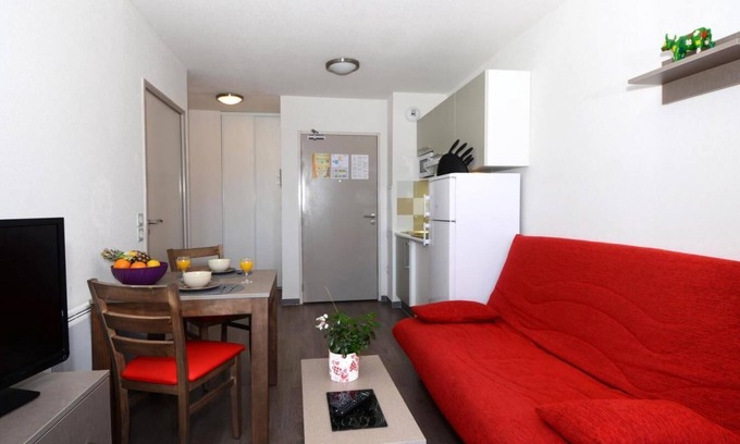 Les Angles Apartamento | Wifi, 300m del centro estación, fitness, piscina, terraza, balcón, tv, local para esquís, 50m²