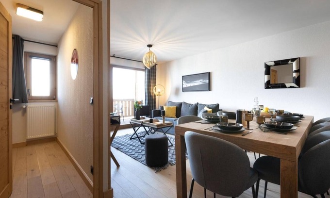 Montalbert Apartamento | Wifi, piscina, sauna, hammam, balcón, parking, local para esquís, 68-90m², Montalbert