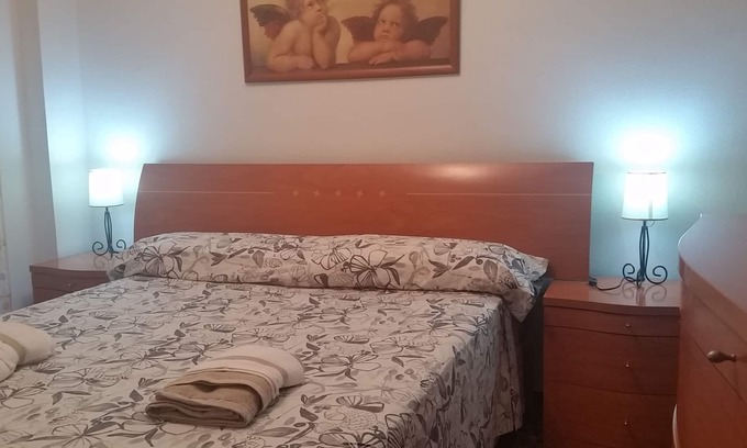 Benicalap Apartamento | Pasarela apartment: Wifi, Parking