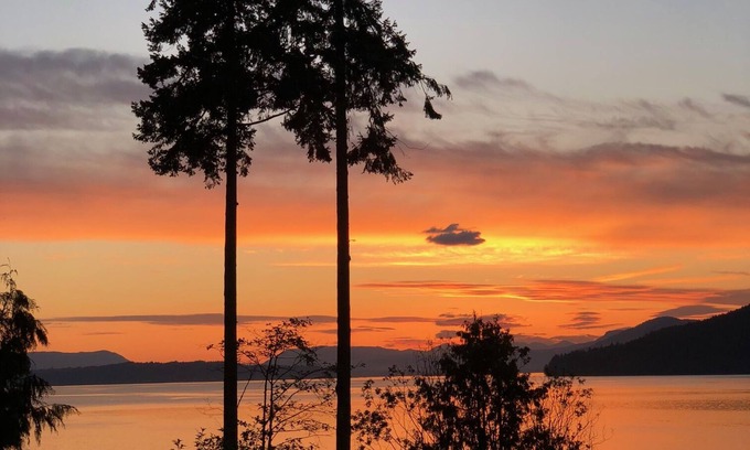 North Saanich Casa | Deep Cove Retreat en el océano