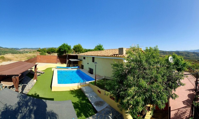Albunuelas Casa | WIFI, PISCINA, RELAX, LAS MEJORES VISTAS, AIRE ACONDICIONADO Y TRANQUILIDAD