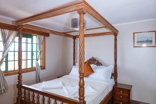 Amboseli Casa | Wild Amboseli Ndovu Cottage.